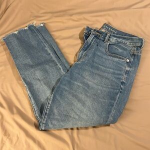 American Eagle Mom Jean